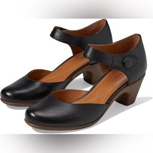 Easy Spirit Black Clarice Heels